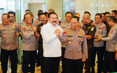 Kapolri dan Jaksa Agung Perkokoh Soliditas Demi Pelayanan Prima