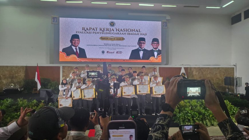 Dukung Sukses Penyelenggaraan Haji 2026, Polri Terima Penghargaan dari Kementerian Haji dan Umrah RI
