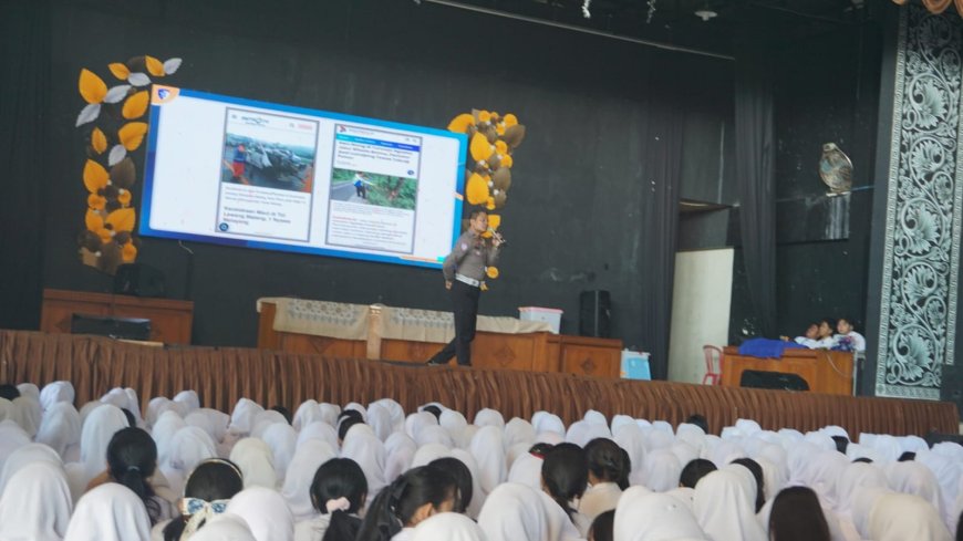 Polres Malang Bekali 1.250 Pelajar dengan Edukasi Tertib Berlalu Lintas