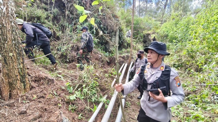 Polres Magetan dan Perhutani Perkuat Mitigasi Karhutla di Cemorosewu, Bangun Ilaran Api Sejauh 1,8 Km