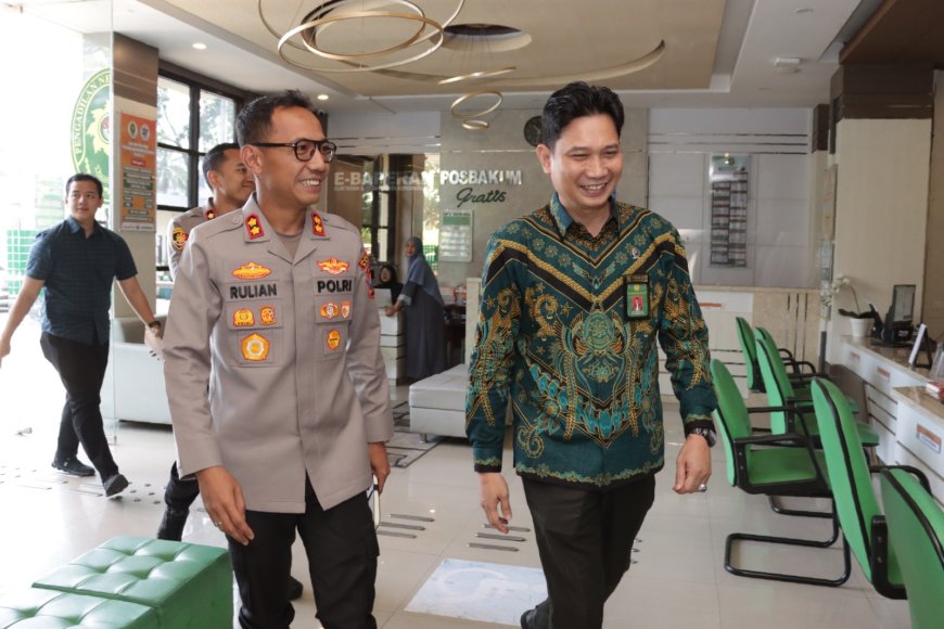 Hari Pertama Jabat Kapolres Malang, AKBP Rulian Syauri Silaturahmi ke PN Kepanjen dan Kejari