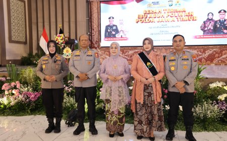 Jadi Ibu Asuh Polwan Polda Jatim, Ny. Lenia Dekananto Dorong Kesejahteraan dan Keharmonisan Keluarga Polri