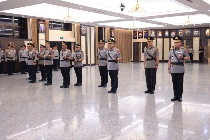 Kapolri Pimpin Sertijab di Mabes Polri